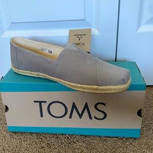 Toms Men’s Slip Ons NWT